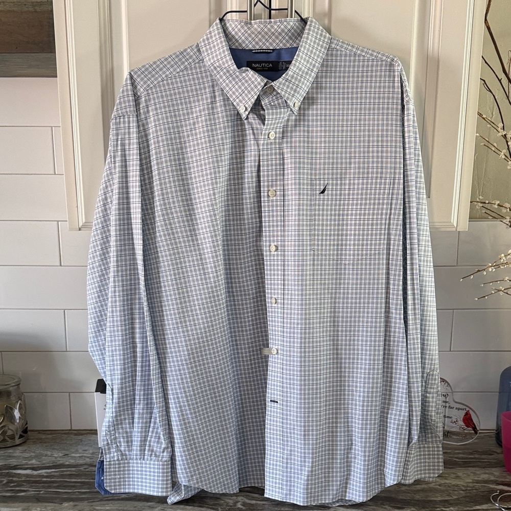 Nautica Men's Light Blue Plaid Shirt